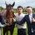 Maigret mit Lukas Delozier und Trainer Bohumil Nedorostek nach dem Sieg im Dr. Busch-Memorial. ©galoppfoto - Stephanie Gruttmann