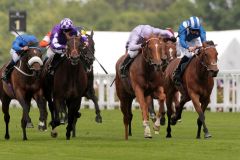 Dutch Connection gewinnt für Charles Hills und Jim Crowley die Jersey Stakes. www.galoppfoto.de - Frank Sorge