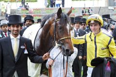 Rizeena mit James Doyle nach dem Sieg in den Queen Mary Stakes. Foto: www. galoppfoto.de - Frank Sorge