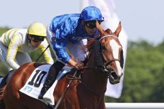 Gewohntes Bild in hannoverschen Listenrennen - die blauen Godolphin-Farben sind vorne: Spring Promise gewinnt mit Soufiane Saadi für Trainer Henri Alex Pantall. ©galoppfoto - Sabine Brose