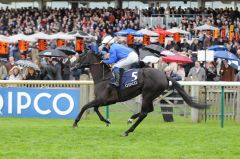 Kailani unter Mickael Barzalona als Siegerin in den Tweenhills Pretty Polly Stakes, Newmarket, Listenrennen. Foto: John James Clark