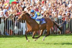 Tiger Hill mit Andreas Suborics gewinnt den 126. Grosser Preis von Baden. www.galoppfoto.de - Frank Sorge