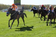 Vinnare gewinnt mit Jozef Bojko am 30.04.2023 in Hoppegarten. ©galoppfoto - Frank Sorge