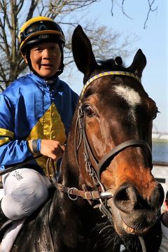 Wonnemond und Bayarsaikhan "Encki" Ganbat nach ihrem ersten Gruppesieg. Foto: Dr. Jens Fuchs