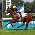 Caspar Netscher mit Shane Kelly holen den Sieg im Mehl-Mülhens-Rennen wieder nach England. www.galoppfoto.de - Sandra Scherning