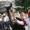 Das Team um die Siegerin Kambria mit Trainer Peter Schiergen und Jockey Andrasch Starke. www.galoppfoto.de - Sarah Bauer