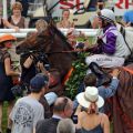 Nutan mit Andrasch Starke nach dem Sieg im IDEE 146. Deutsches Derby - vorne links Ehefrau Vanessa mit Söhnchen Henning. www.galoppfoto.de - Sabine Brose