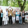 Siegerehrung mit Trainer Andreas Löwe, Jockey Andreas Helfenbein und Besitzergemeinschaft Stall Phillip. Foto: Gabriele Suhr