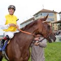 Strahlender Sieger - Fabrice Veron mit Pagera nach dem Erfolg im Baden Racing Stutenpreis. www.galoppfoto.de - Frank Sorge