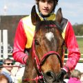 Zarrentin gewinnt mit Patrick Gibson am 18.04.2015 in Magdeburg. www.galoppfoto.de - Peter Heinzmann