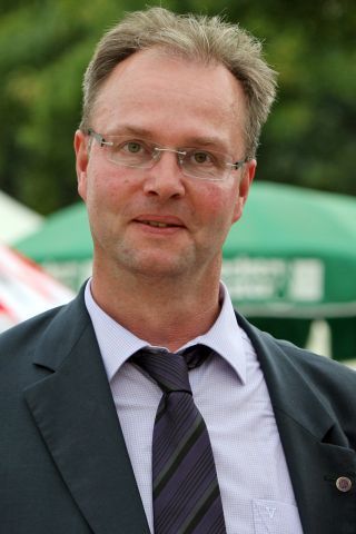 Zufriedener Rennvereins-Präsident: Stephan Ahrens in Bad Harzburg. www.galoppfoto.de