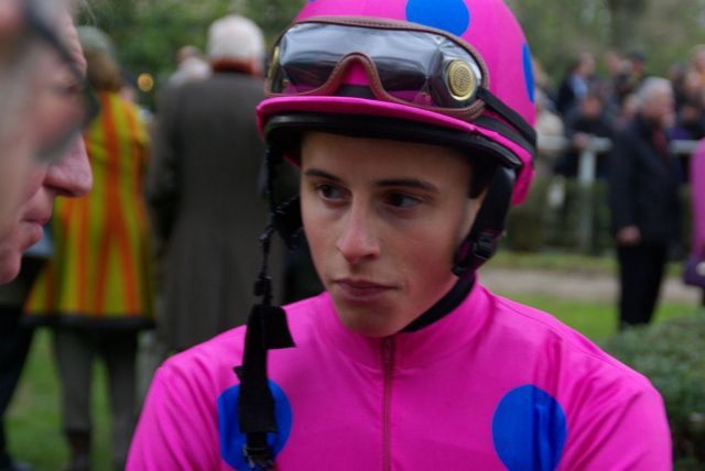 William Buick verschafft Nathaniel den Sieg Foto: www.dequia.de