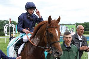 Hoher Besuch: Ryan Moore siegte auf Knife Edge im Mehl-Mülhens-Rennen. www.galoppfoto.de - Sandra Scherning