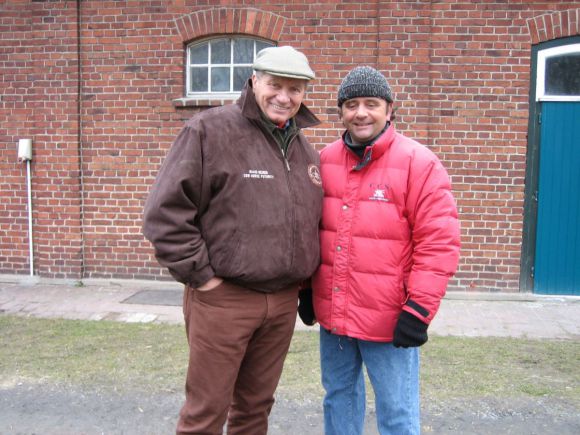 2006-03 Monty Roberts und der Trainer