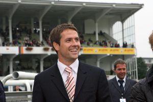 ManU-Fußballstar Michael Owen kam mit seinem Brown Panther nach Hamburg, der 31 für 10-Favorit wurde am Ende nur Fünfter. 