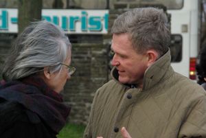 Tieraerztin Ietje Leendertse und Michael Andree vom Gestüt Römerhof. www.dequia.de 