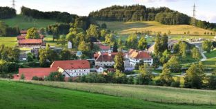 ... das Haupt- und Landgestüt Marbach   Foto: Kube